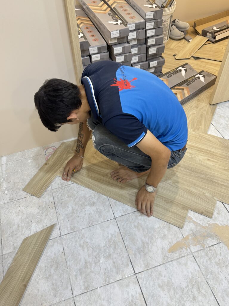 รูปประกอบ adler flooring